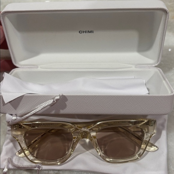CHIMI 11 core sunglasses-light yellow - Picture 2 of 13